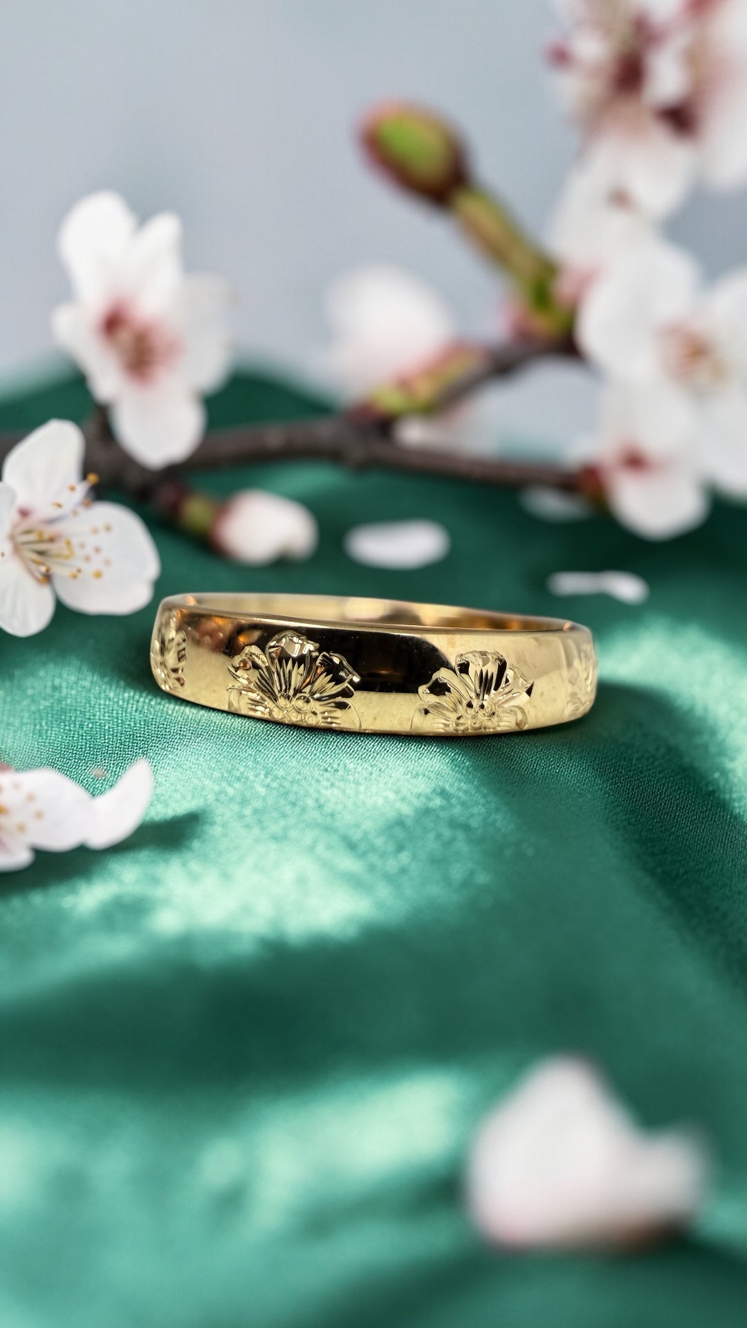 Cherry blossom engraved diamond band