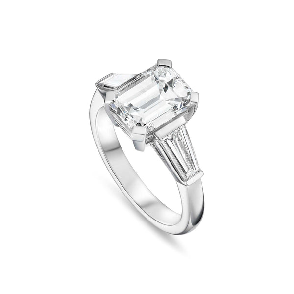 Diamond Emerald Cut Trilogy Ring in White Gold
