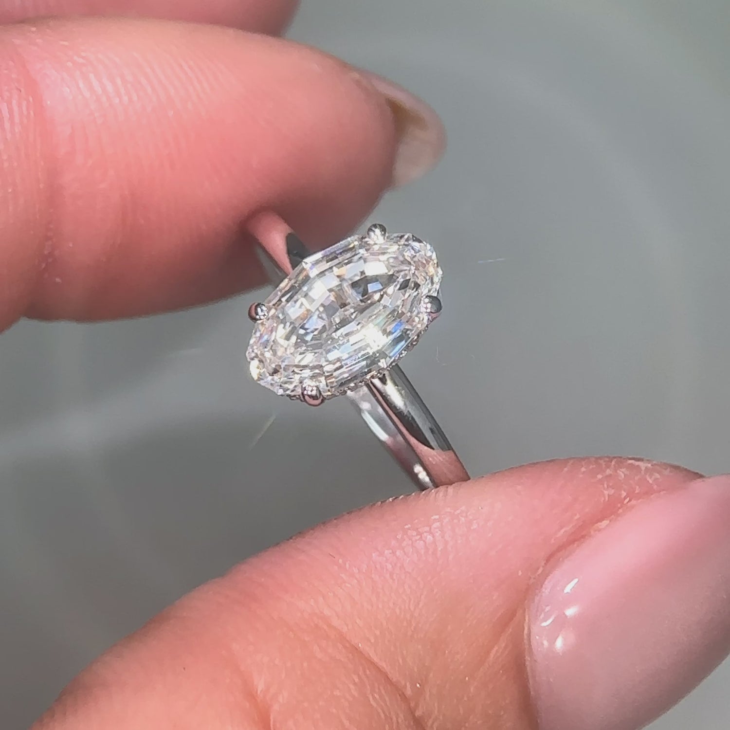 Labgrown Diamond Step Cut Oval Piper Ring