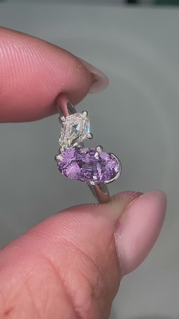 Oval purple sapphire and kite diamond toi et moi ring