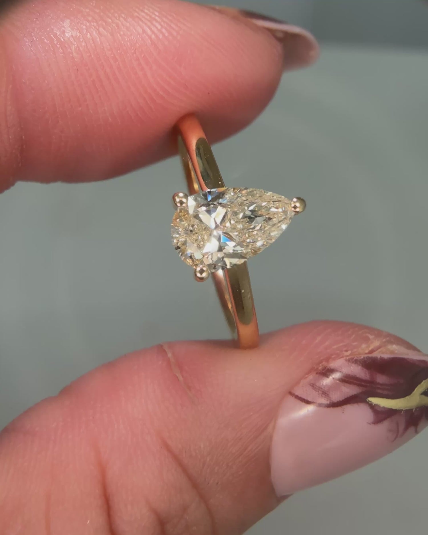 Pearshape Diamond Delilah Ring