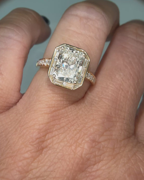 Labgrown  Radiant Cut Diamond Art Deco Cluster Ring