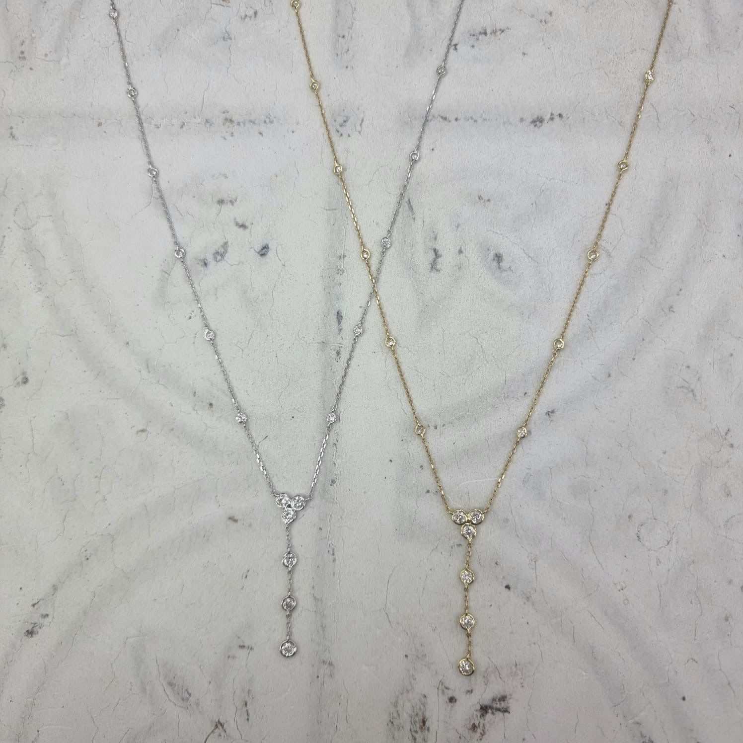 Round brilliant diamond lariat necklace